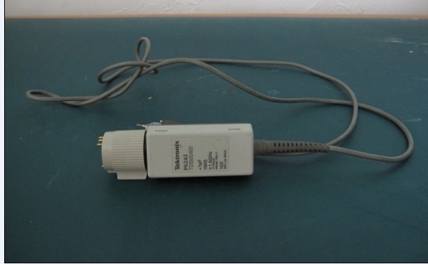 ��Դ̽�^/Tektronix�s�ԈD